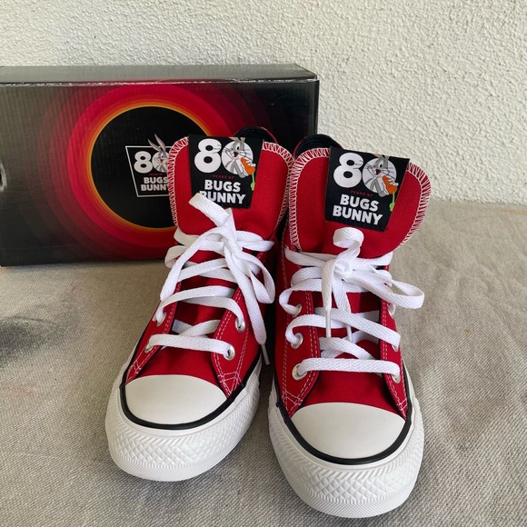 Converse x Bugs Bunny Looney Tunes Chuck Star Red Hi Top Sneakers - Picture 4 of 9